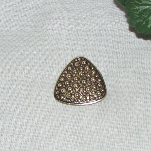 Vintage Scarf Clip Goldtone Hobnail Triangle Boho Fashion Accessory - Picture 1 of 7
